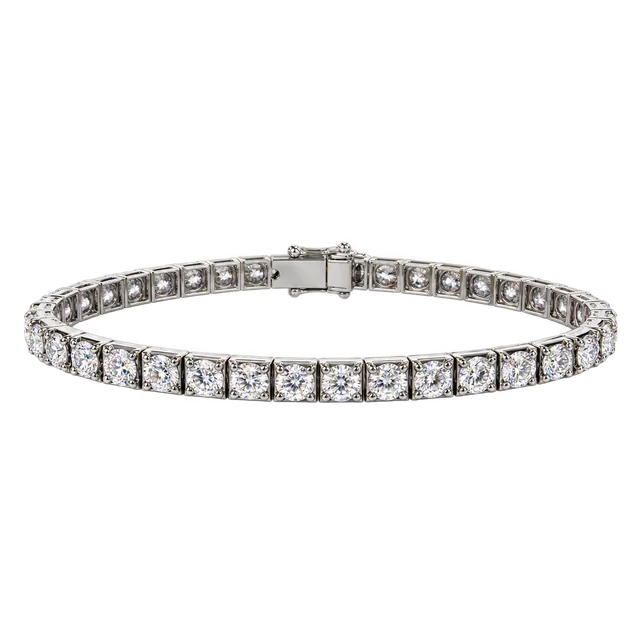 Piramide Diamond Tennis Bracelet with a single row of round diamonds in polished angular links